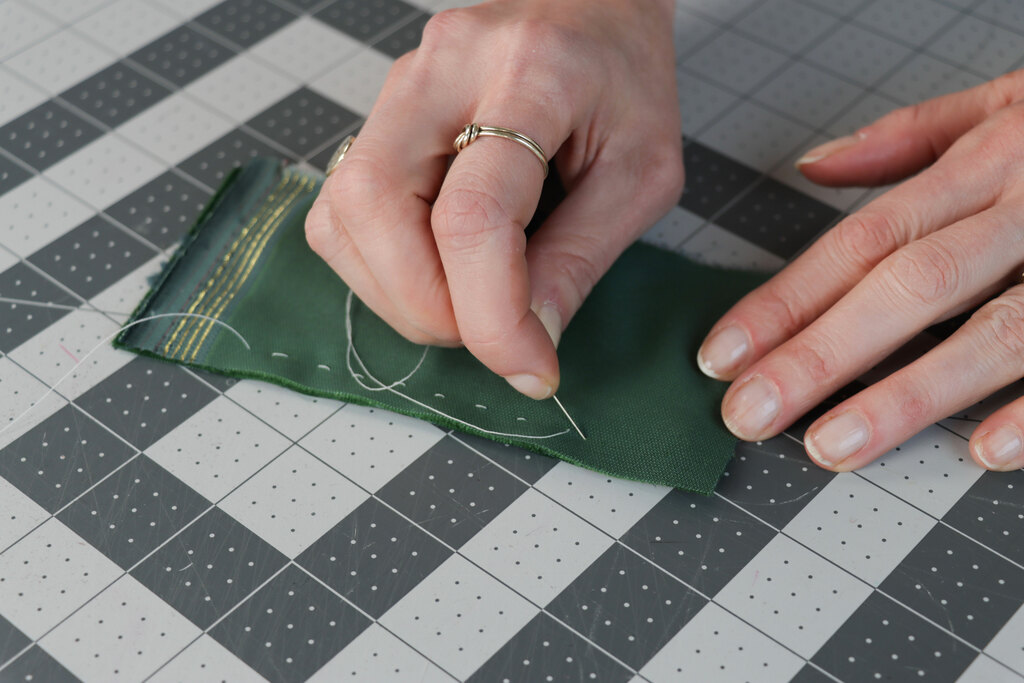 Sarai hand basting velvet fabric