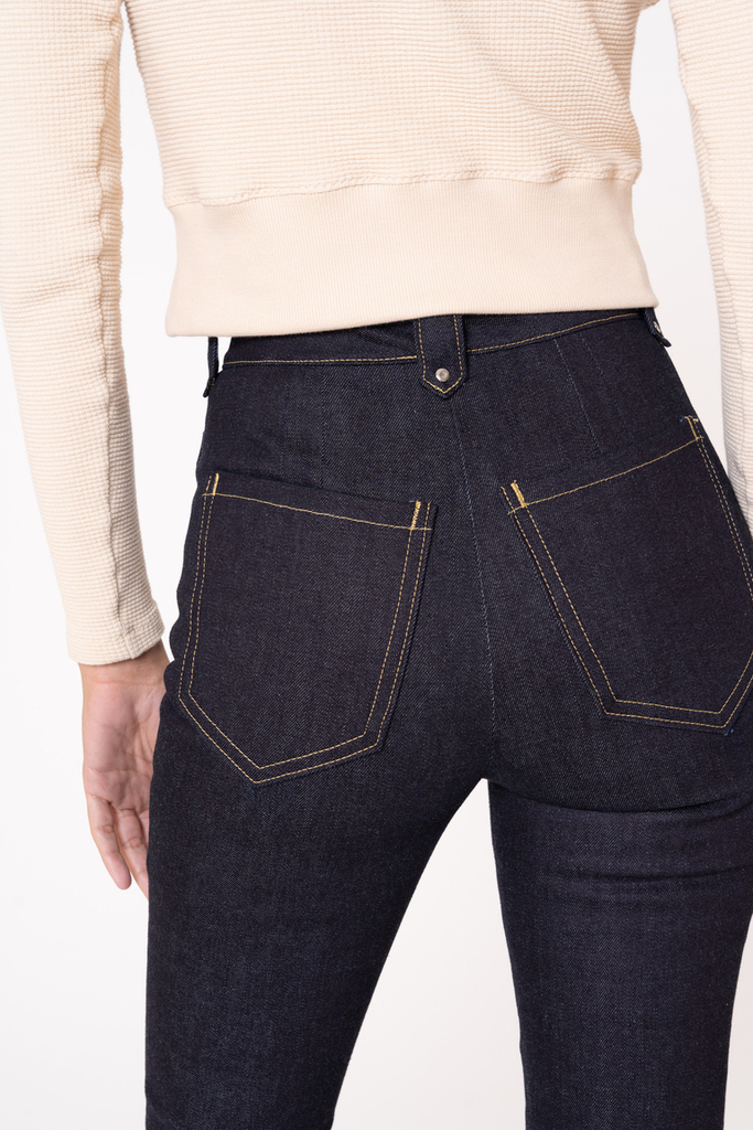 Chelsea jeans details