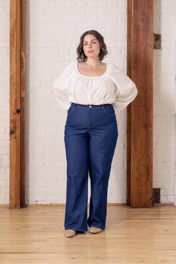 Vallie jeans on Morgan, front view