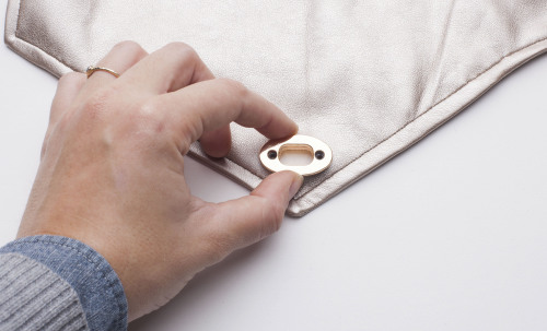 how to install a turn lock