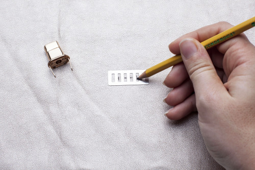 how to install a turn lock
