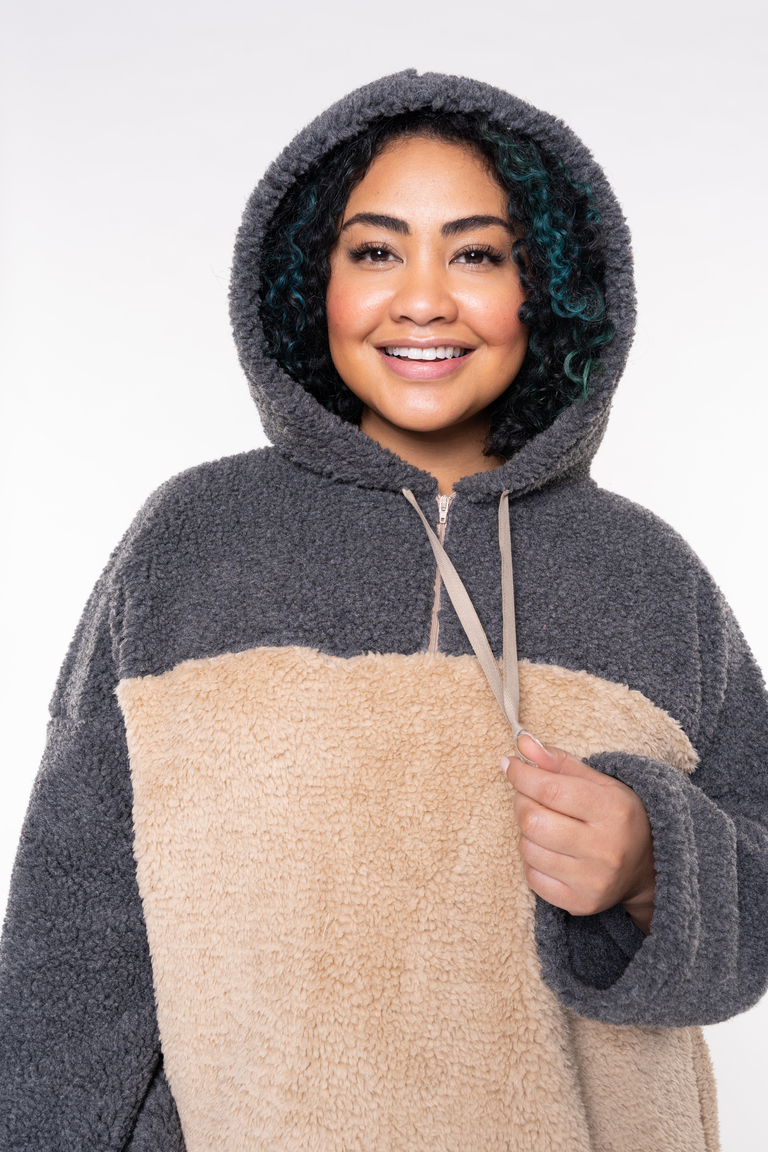 The Amari Sweatshirt Bonus sewing pattern, from Seamwork