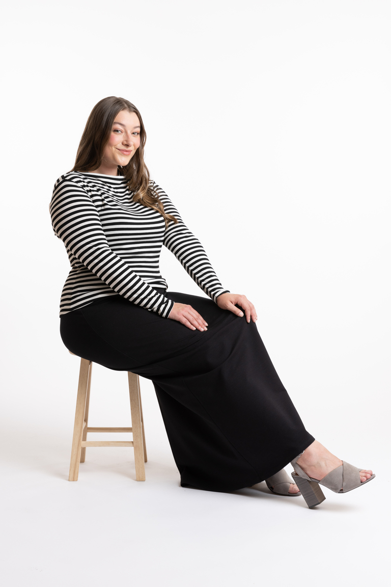 The Greer Skirt Bonus sewing pattern, from Seamwork